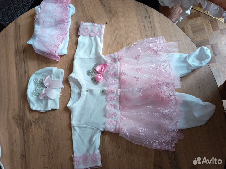 Костюм на выписку