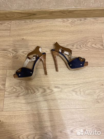 Туфли женские Mario