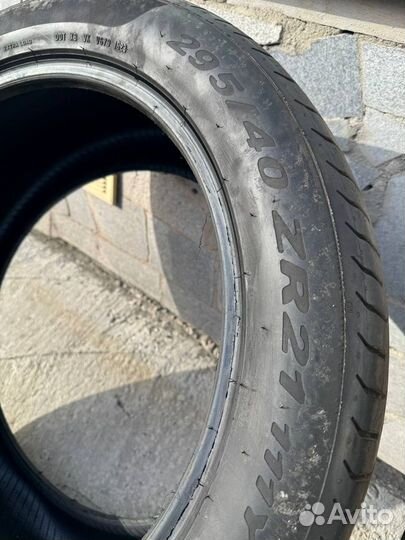 Pirelli P Zero 295/40 R21 111Y