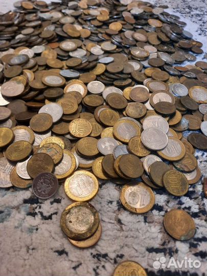 Юбилейные монеты 10