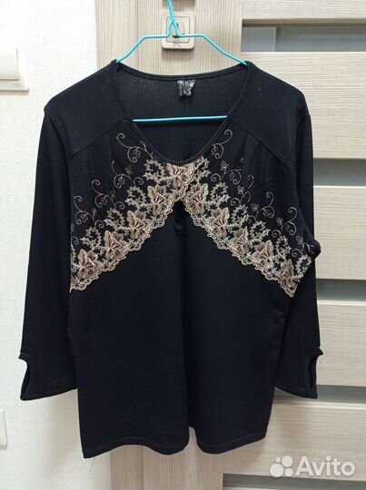 Кофточки женские новые 50 52