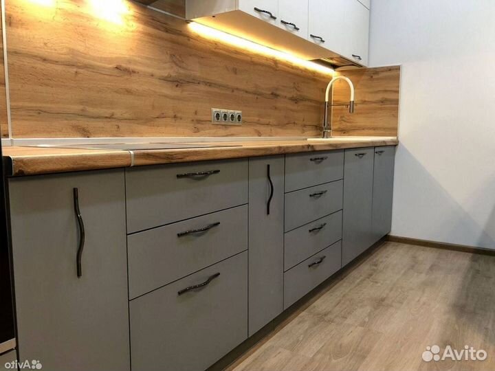 Кухонный гарнитур 