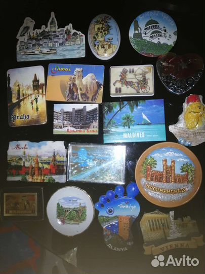 Магниты на холодильник из разных стран