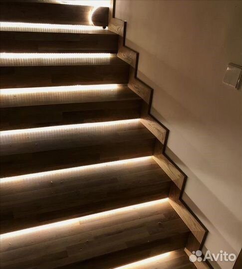 Умная подсветка лестницы