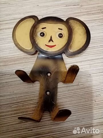 Вешалка настенная 