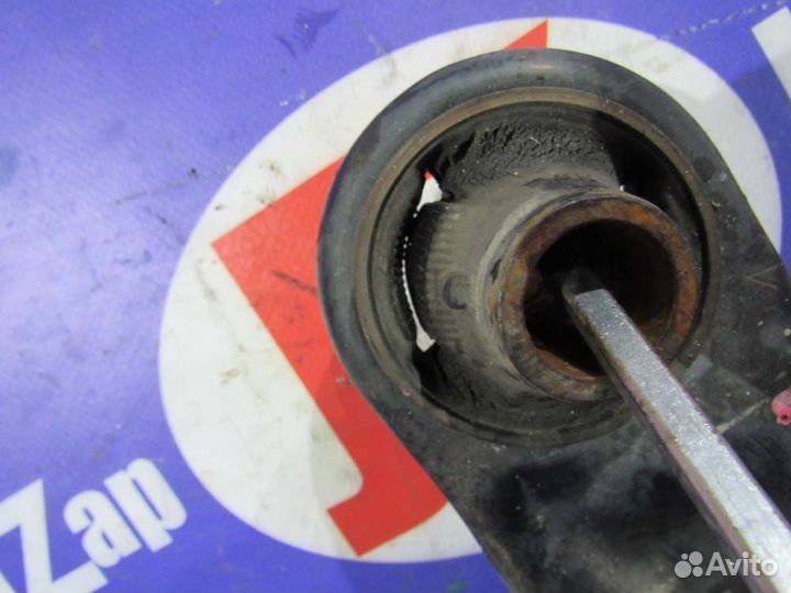 Рычаг Toyota Vitz KSP130 (2010-2014)