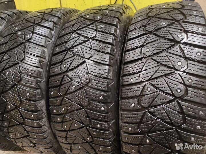 Dunlop Ice Touch 215/65 R16 98T