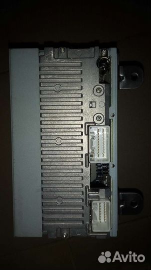 Магнитола Mitsubishi Pagero 4