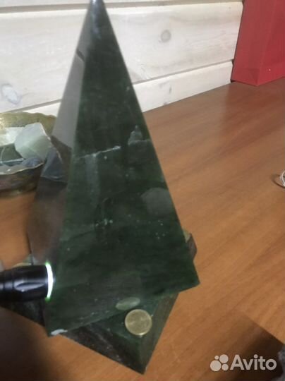 Пирамида нефрит