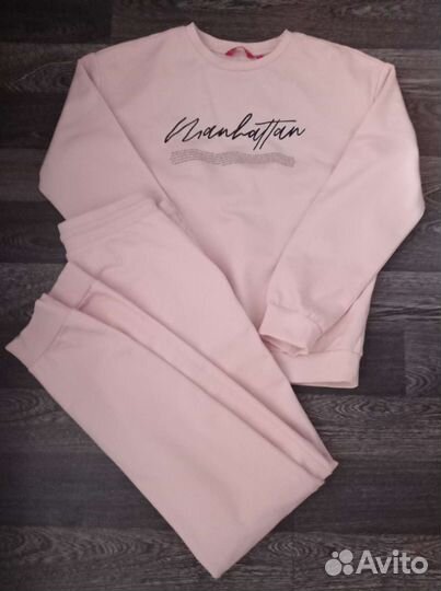 Спортивные костюмы