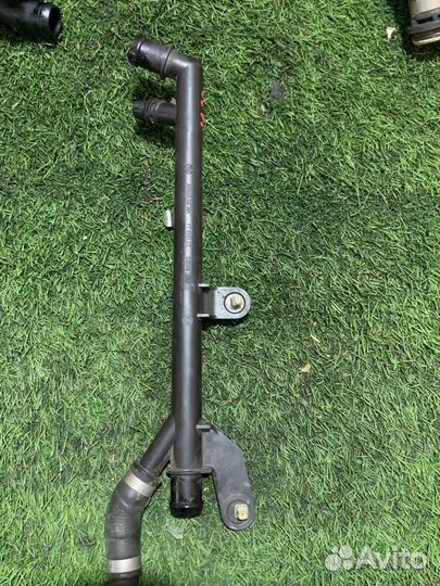 Патрубок охлаждения BMW 5 F10/F11/GT F07 F11 2010