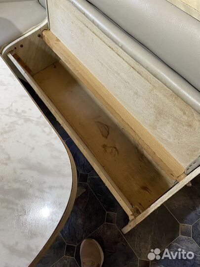 Кухонный уголок бу со столом