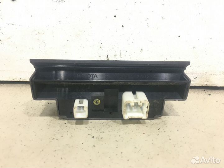 Кнопка аварийной сигнализации