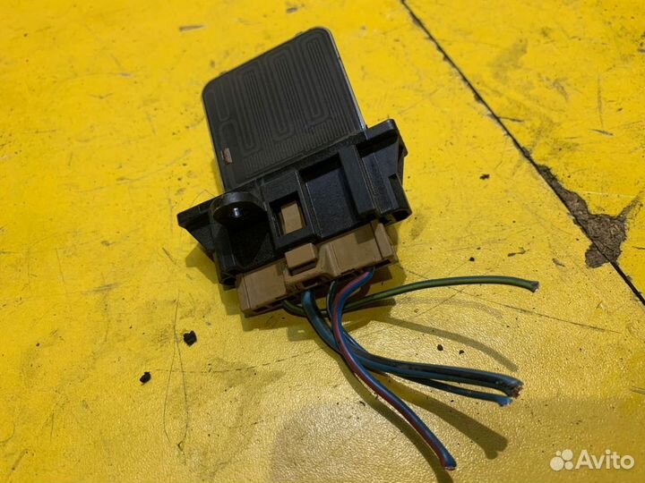 Резистор отопителя Nissan Almera N16 2002-2006