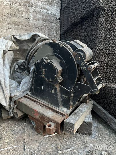 Гидравлическая лебедка