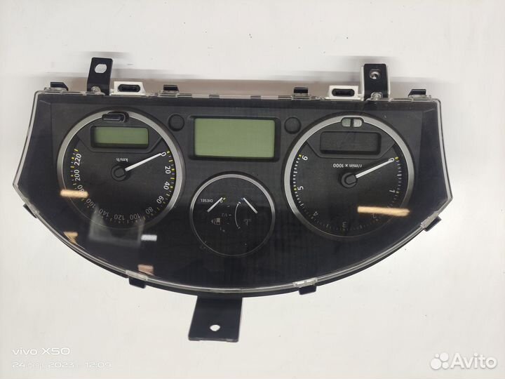 Панель приборов Freelander 2