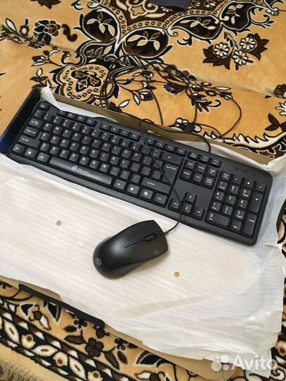 Клавиатура и мышка для компьютера отличная