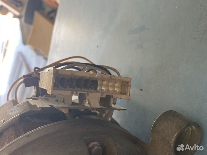 Мотор стиральной машины 512022101