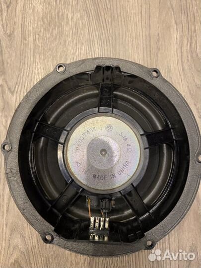 Динамик оригинал для Фольксваген Таурег NF 2011г +