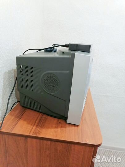 Телевизор elenberg