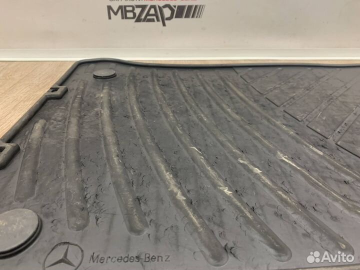 Коврик салонный Mercedes X204 GLK 204