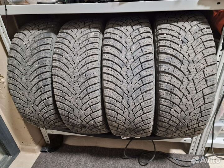 Pirelli Ice Zero 2 215/60 R17 100T