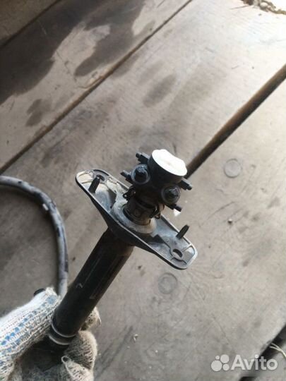 Форсунка омывателя фар правая Audi A6 4G2 cyga