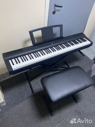Цифровое пианино yamaha p125 + стойка