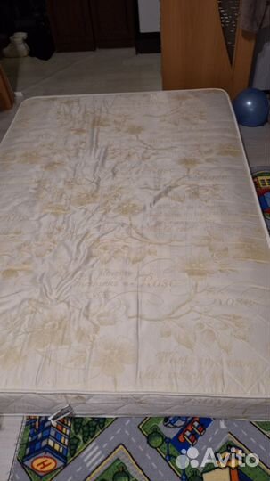 Матрас 140х200 бу