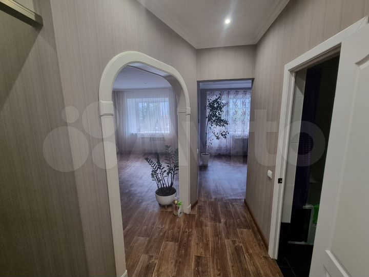 1-к. квартира, 40 м², 1/14 эт.