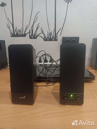 Компьютерные колонки genius