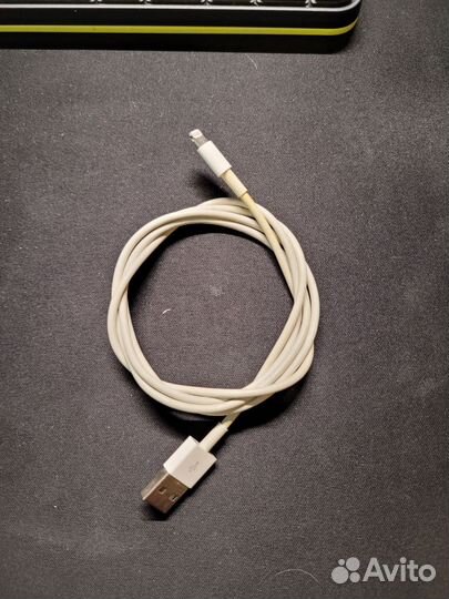 Оригинальный кабель Lightning от Apple