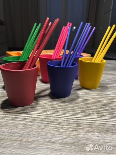 Счетный материал палочки в стаканчиках