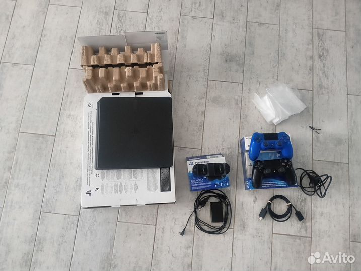 Sony PS4 slim 1tb