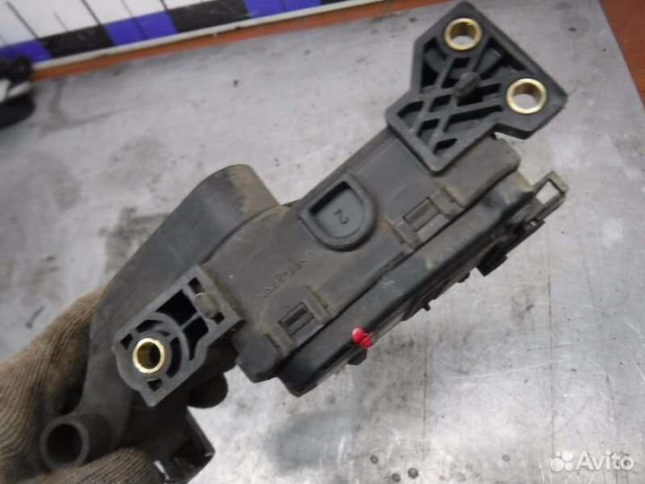 Педаль газа Volkswagen Golf 4 AHF 1999