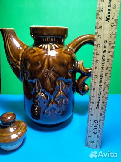 Кувшин глиняный в виде чайника. Керамика