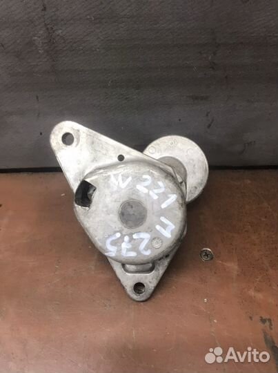 Натяжитель ручейкового ремня mercedes w221 m275