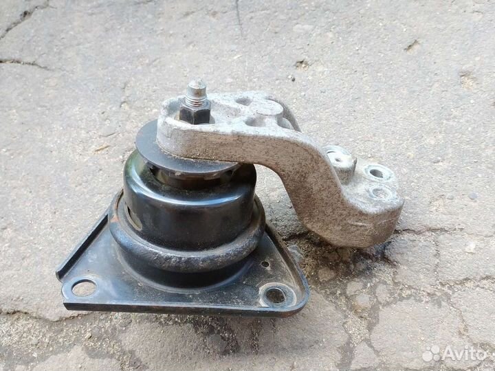 Подушка кпп Hyundai Elantra HD 2008 год