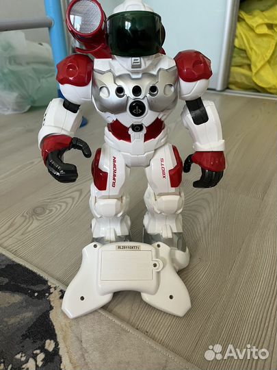 Игрушка робот
