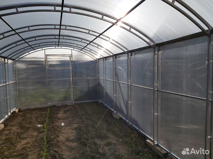 Теплица прямостенная из двойной дуги 20х20