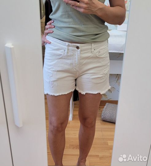 Шорты белые. В отличном состоянии