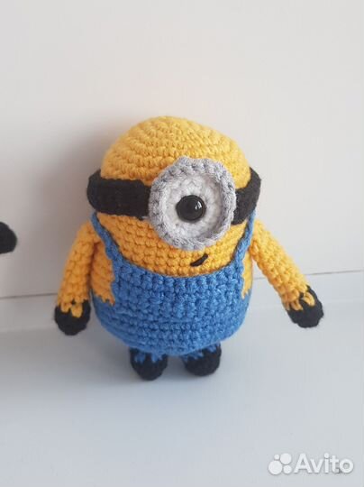 Амигуруми, вязаные игрушки Миньоны
