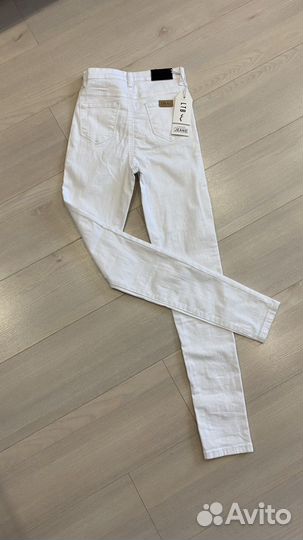 Джинсы скинни