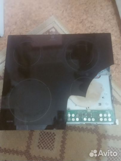 Варочная панель индукция Electrolux