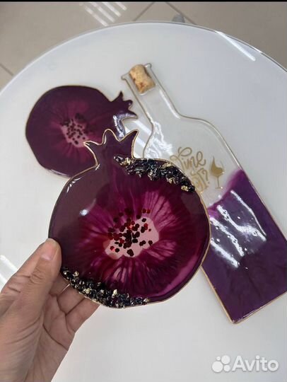 Сервировочная тарелка и подставки для подачи