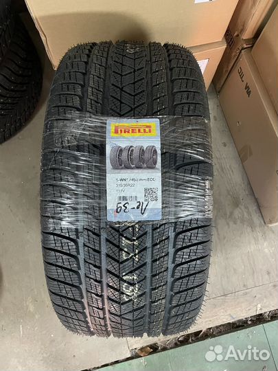 Pirelli Scorpion Winter 315/35 R22 111V