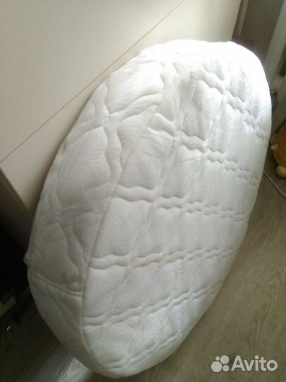 Матрас детский в круглую кроватку 75х75х10