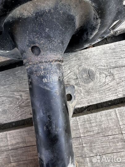 Амортизаторы toyota camry 40