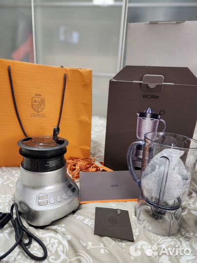 Блендер Bork B 501