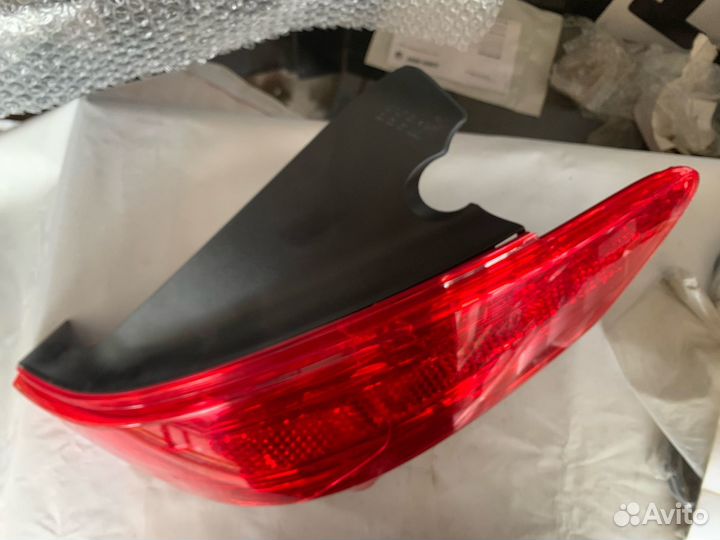 Фонарь задний правый peugeot 308 (2007) 7,14E+11